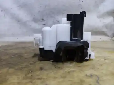 Peça sobressalente para automóvel em segunda mão fechadura da porta traseira direita por fiat doblo active referências oem iam 51910349  estantería 51