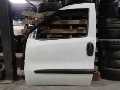 Second-hand car spare part LEFT FRONT DOOR for FIAT DOBLO  OEM IAM references  PALET 4 FILA 1 