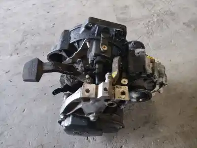 Pezzo di ricambio per auto di seconda mano riduttore per volkswagen caddy ka/kb (2k) 1.9 tdi (bsu) riferimenti oem iam hqs palet 4 