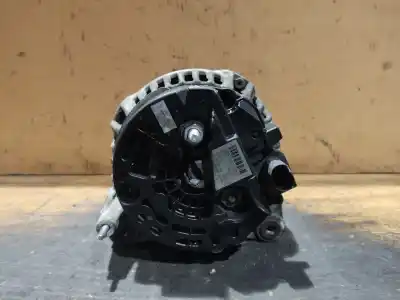 Pezzo di ricambio per auto di seconda mano alternatore per volkswagen caddy ka/kb (2k) 1.9 tdi (bsu) riferimenti oem iam 06f903023f fila 2 palet 40