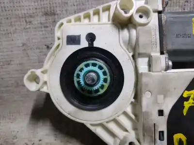 Peça sobressalente para automóvel em segunda mão motor elevador vidro dianteiro direito por seat leon (1p1) 1.6 referências oem iam 1p0837402a  estantería 100
