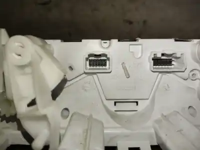 Peça sobressalente para automóvel em segunda mão  por RENAULT CLIO V  Referências OEM IAM 275004350R  ESTANTERÍA 52