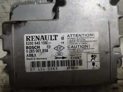 Peça sobressalente para automóvel em segunda mão centralina de airbag por renault clio iii pack authentique referências oem iam 8200645158  estantería 53