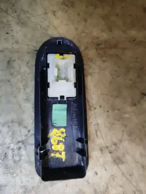 Second-hand car spare part right front power window switch for dacia duster ii comfort oem iam references   estantería 55