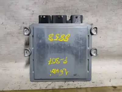 Second-hand car spare part ecu engine control for peugeot 307 (s1) xr oem iam references 5ws40104c-t  estantería 117