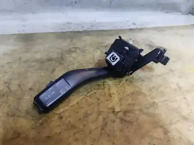 Second-hand car spare part indicator switch for seat leon (1p1) fr oem iam references 1k0953513a  estantería 82