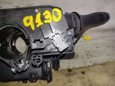 Second-hand car spare part multifunction switch for renault clio v experience 72 cv / 53 kw oem iam references 255672748r  estantería 52