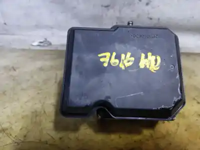 Second-hand car spare part abs for renault koleos bose edition oem iam references td8405  estantería 105