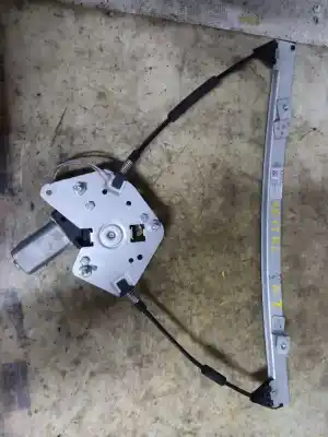 Second-hand car spare part Driver Left Window Regulator for RENAULT CLIO II FASE II (B/CB0) Authentique OEM IAM references 60090730  GANCHO 69