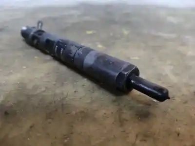 Second-hand car spare part injector for renault kangoo (f/kc0) authentique oem iam references h8200421897  estantería 53