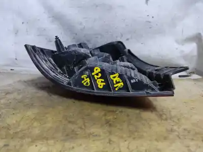 Second-hand car spare part right tailgate light for kia sorento 2.5 crdi concept oem iam references   estantería 32