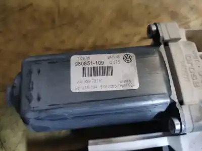 Pezzo di ricambio per auto di seconda mano  per VOLKSWAGEN PASSAT B6 (3C2)  Riferimenti OEM IAM 1K0959701K  ESTANTERÍA 99