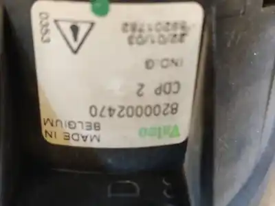 Автозапчастина б/у правий протитуман для renault clio ii fase ii (b/cb0) base authentique 65 cv / 48 kw посилання на oem iam 8200002470 palet 6 e 