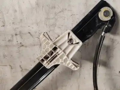 Peça sobressalente para automóvel em segunda mão elevador de vidros traseiro direito por skoda rapid ambition referências oem iam 122346c  gancho 9