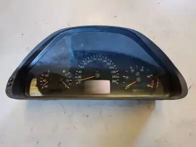 Pezzo di ricambio per auto di seconda mano PANNELLO DEGLI STRUMENTI per MERCEDES-BENZ CLASE E (W210) BERLINA 2.6 CAT Riferimenti OEM IAM A2105402811  