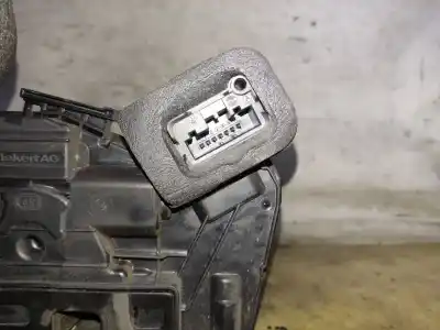 Peça sobressalente para automóvel em segunda mão fechadura da porta dianteira direita por skoda rapid ambition referências oem iam 5e1837016a  estantería 78