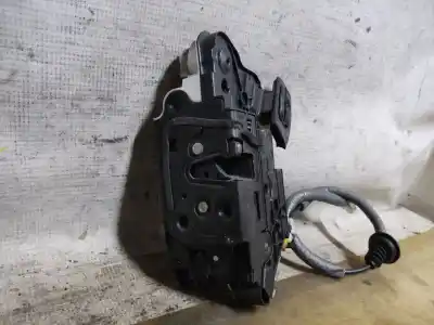 Peça sobressalente para automóvel em segunda mão fechadura da porta dianteira esquerda por skoda rapid ambition referências oem iam 5e1837015a  estantería 77