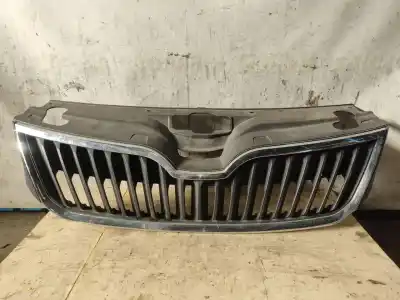 Second-hand car spare part Front Grille for SKODA RAPID Ambition OEM IAM references 5JA853668  ESTÁN 0