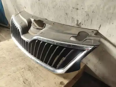 Second-hand car spare part front grille for skoda rapid ambition oem iam references 5ja853668  están 0