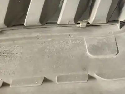 Second-hand car spare part front grille for skoda rapid ambition oem iam references 5ja853668  están 0