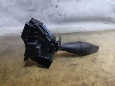 Peça sobressalente para automóvel em segunda mão Comutador De Piscas  por FORD FIESTA (CBK) Futura Referências OEM IAM 1S7T13335AE  ESTANTERÍA 61