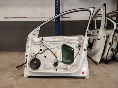 Second-hand car spare part front right door for skoda rapid ambition oem iam references  palet n 8 