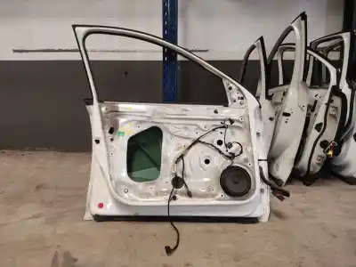 Peça sobressalente para automóvel em segunda mão porta da frente esquerda por skoda rapid ambition referências oem iam 