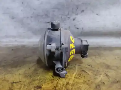 Second-hand car spare part right fog light for ford kuga (cbv) titanium oem iam references 3m5115k201bb  estantería 38