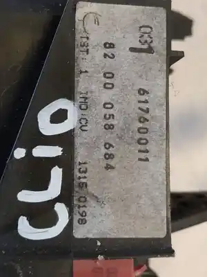 Pezzo di ricambio per auto di seconda mano comando multifunzione per renault clio ii fase ii (b/cb0) base authentique 75 cv / 55 kw riferimenti oem iam 8200058684 palet 12 a 