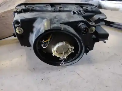 Peça sobressalente para automóvel em segunda mão farol / farolim direito por audi a8 (d2) 2.5 tdi referências oem iam  palet 24 e 