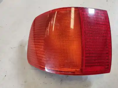 Peça sobressalente para automóvel em segunda mão Farolim Traseiro Esquerdo por AUDI A8 (D2) 2.5 TDI Referências OEM IAM  PALET 19 E 