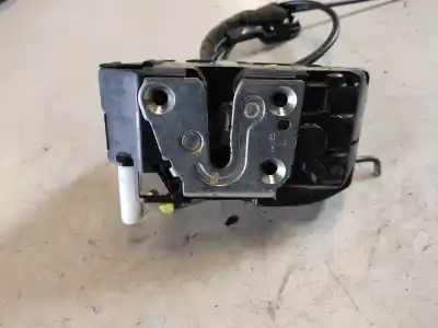 Second-hand car spare part left front door lock for nissan note (e11e) acenta oem iam references  palet 9 a 