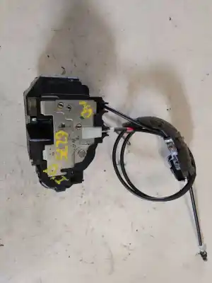 Second-hand car spare part left front door lock for nissan note (e11e) acenta oem iam references  palet 9 a 