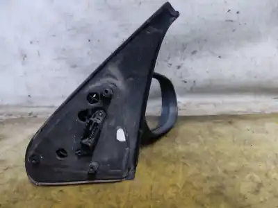 Автозапчасти б/у задний вид справа за renault clio ii fase ii (b/cb0) base authentique 65 cv / 48 kw ссылки oem iam   estantería 23