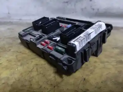 Peça sobressalente para automóvel em segunda mão caixa de fusíveis e relés por citroen berlingo 1.9 d multispace referências oem iam 9750618580  estantería 43