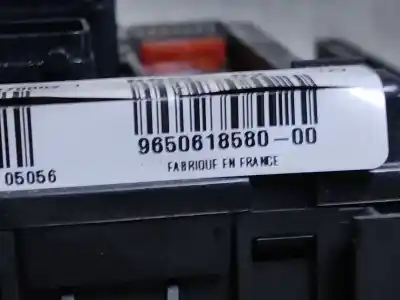 Peça sobressalente para automóvel em segunda mão caixa de fusíveis e relés por citroen berlingo 1.9 d multispace referências oem iam 9750618580  estantería 43