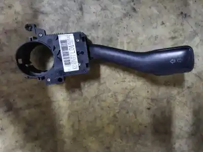 Second-hand car spare part  for SEAT TOLEDO (1M2)  OEM IAM references 8L0953513G  ESTANTERÍA 82