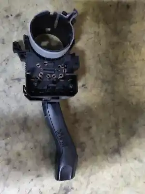 Second-hand car spare part indicator switch for seat toledo (1m2) signo oem iam references 8l0953513g  estantería 82