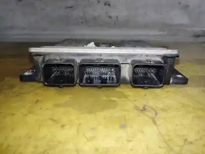 Second-hand car spare part ecu engine control for renault clio ii fase ii (b/cb0) 1.5 dci diesel 65 cv / 48 kw oem iam references 8200498185  estantería 127