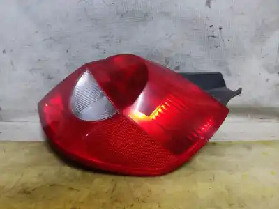 Second-hand car spare part Right Tailgate Light for RENAULT CLIO III 20 Aniversario OEM IAM references 89035080  ESTANTERÍA 24