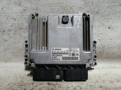 Second-hand car spare part ecu engine control for opel combo life basis 102 cv / 75 kw oem iam references 0281035365  estantería 93