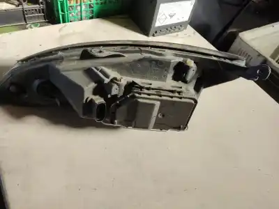 Second-hand car spare part RIGHT HEADLIGHT for FORD FOCUS BERLINA (CAK) Trend OEM IAM references 2M51-13W029  