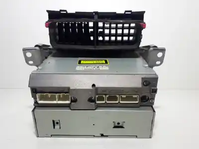 Second-hand car spare part audio system / radio cd for toyota yaris (ksp9/scp9/nlp9) básico oem iam references 861200d210  