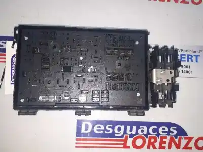 Pezzo di ricambio per auto di seconda mano SCATOLA RELÈ/FUSIBILI per OPEL ASTRA J LIM.  Riferimenti OEM IAM 13368642  1110129AA