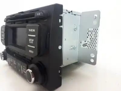 Second-hand car spare part audio system / radio cd for kia rio basic oem iam references 961701w750ca  am110ihee