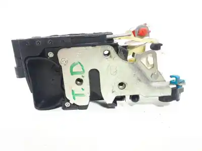 Second-hand car spare part rear right door lock for ssangyong rexton w limited 4wd oem iam references   
