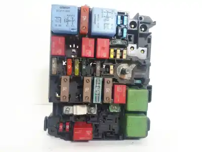 Peça sobressalente para automóvel em segunda mão Caixa De Fusíveis E Relés por CITROEN C-ELYSÉE Exclusive Referências OEM IAM 9804848480  BFRM2010