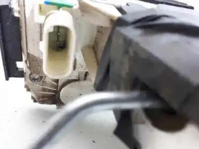 Second-hand car spare part front right door lock for dodge journey sxt oem iam references p04589694aa  