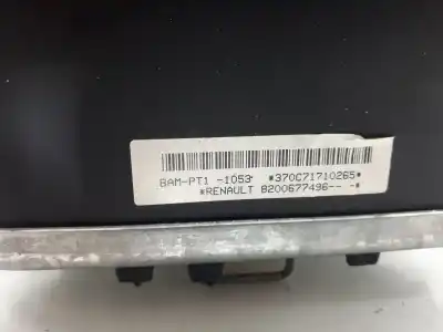 Second-hand car spare part front left air bag for renault clio iii exception oem iam references 8200677496  370c71710265