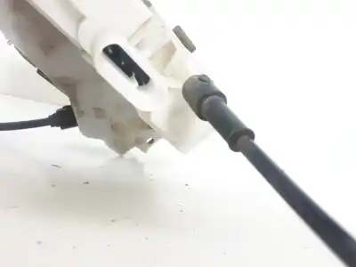 Second-hand car spare part front right door lock for citroen c2 empresa oem iam references 52187780  